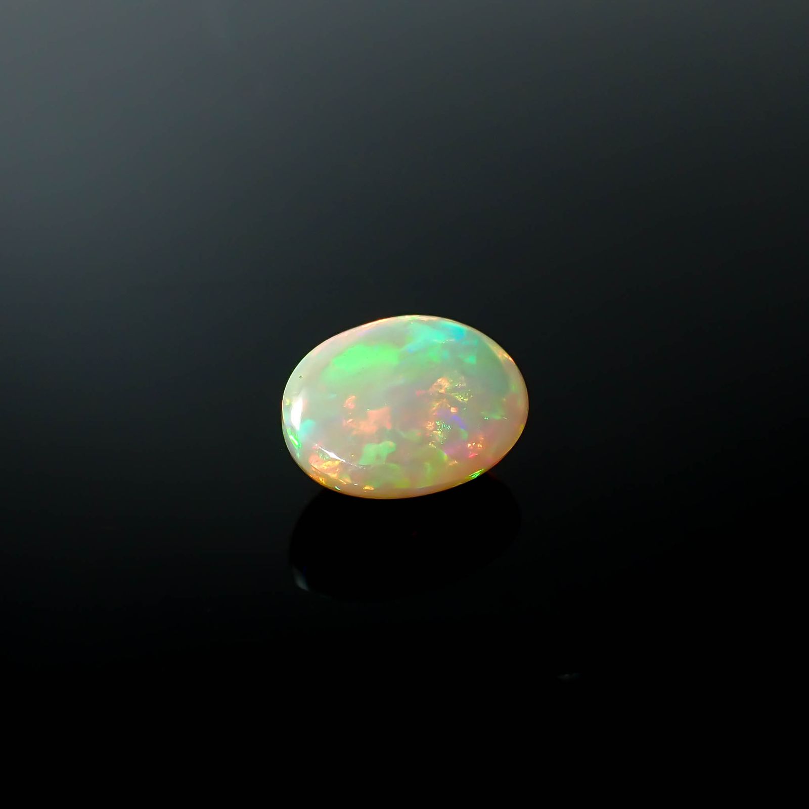 ブラックオパール(宝石名オパール/加熱処理)エチオピア産 3.42ct 識別済[240226258]12.4x10mm前後