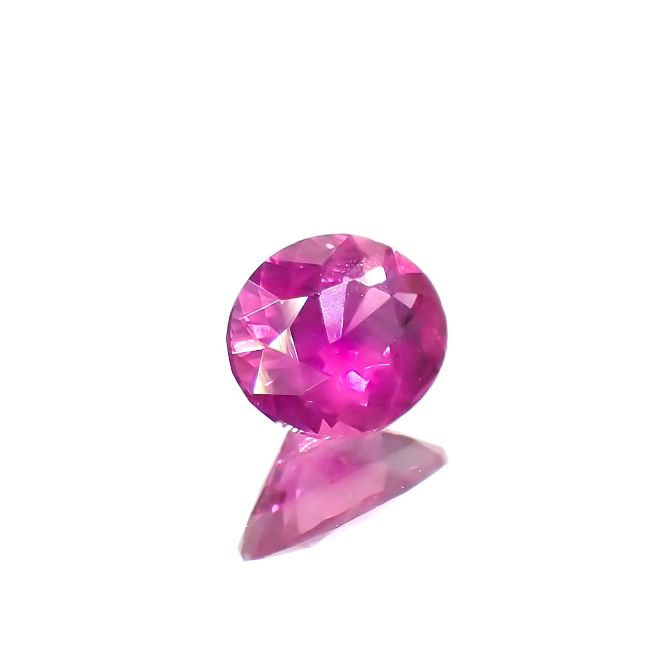ルビー ビルマ/モザンビーク産 0.27ct[230622355]4.5x3.7mm前後
