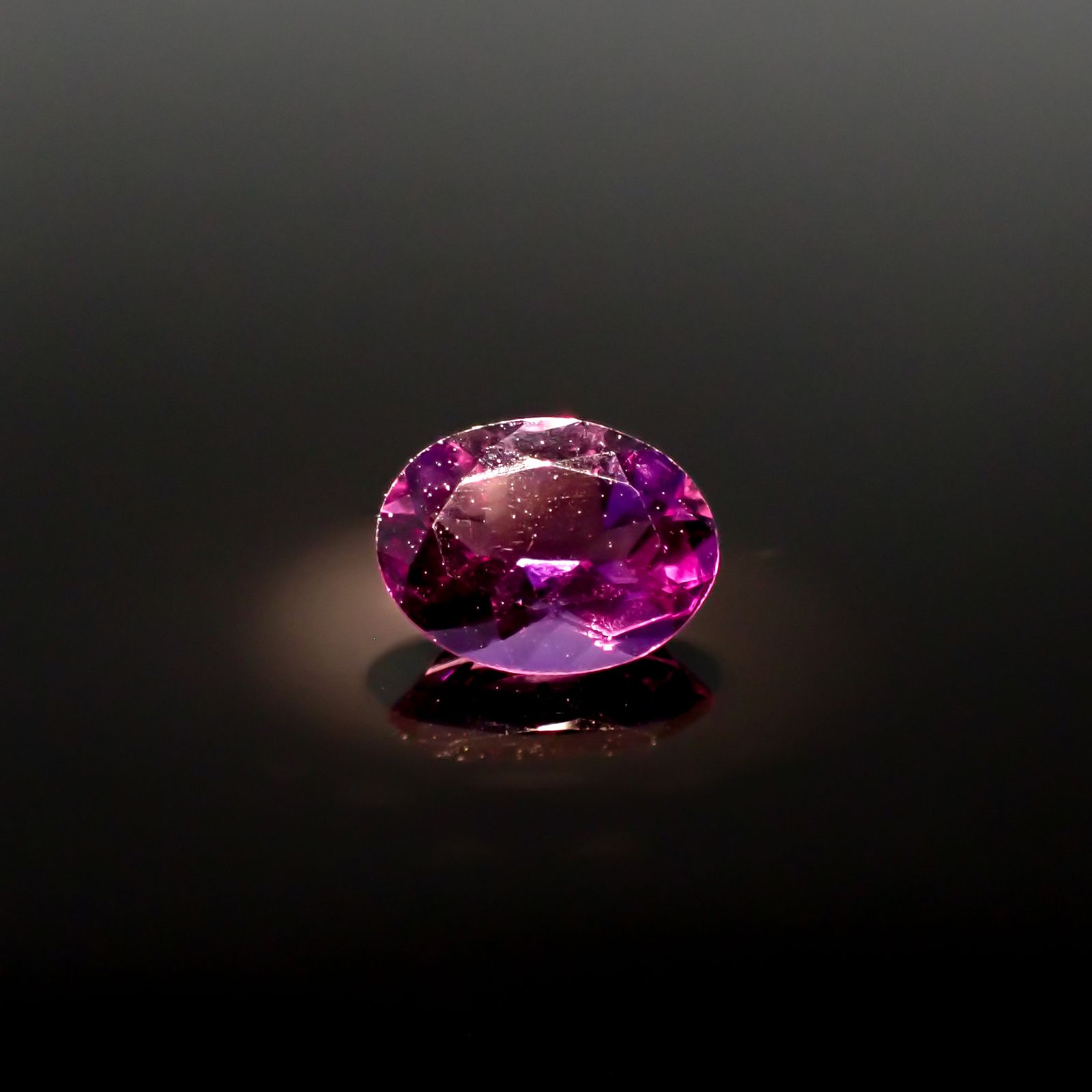 カラーシフトアメジスト ブラジル/ウルグアイ産 1.44ct[240929006]9x6.9mm前後