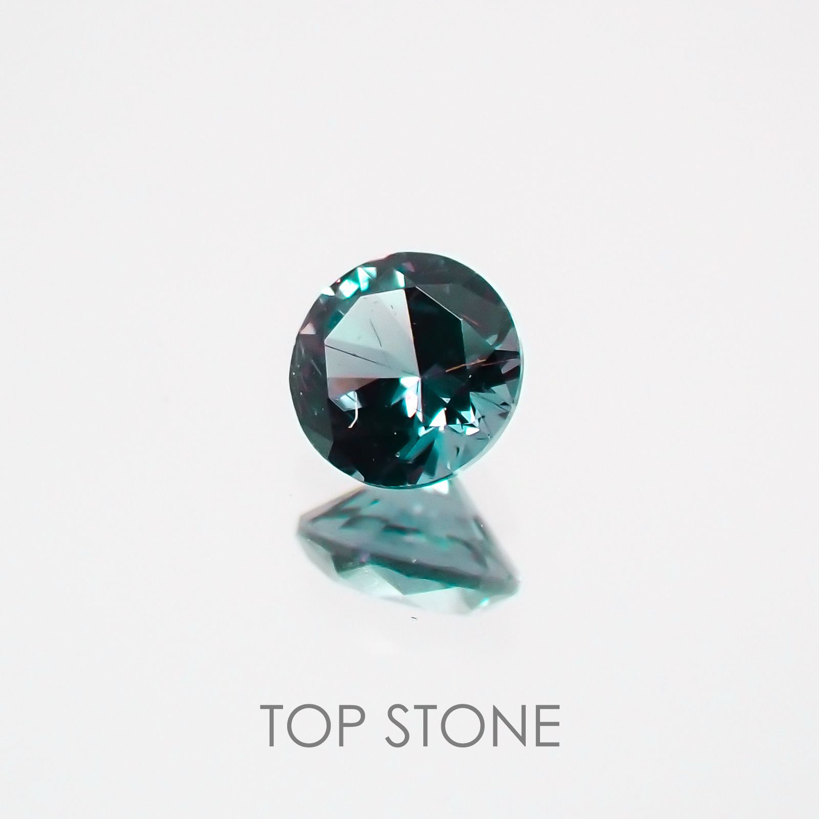 カラーチェンジガーネット(アレキタイプ) マダガスカル・ベキリー産 ルース 0.164ct[21029482]3.3×3.3mm前後