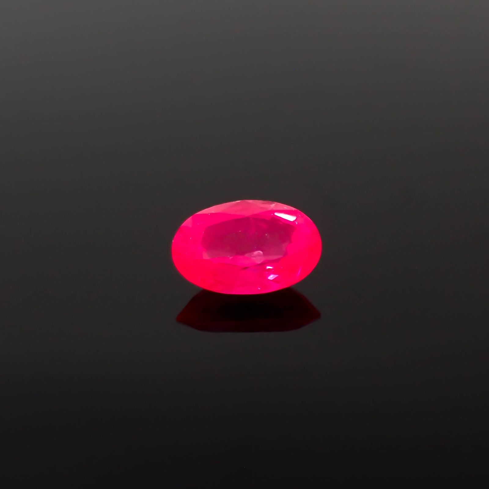 ルビー ビルマ産 0.50ct[230622349]5.9x3.9mm前後