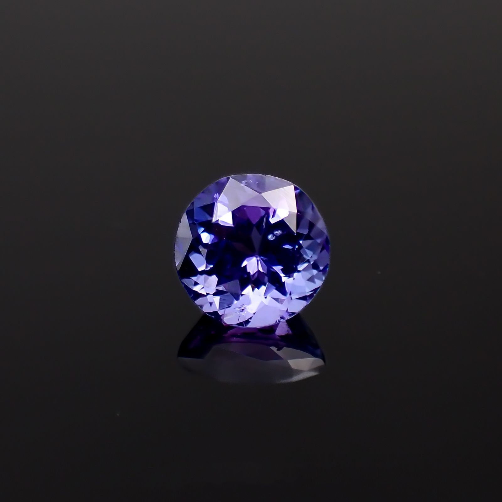 タンザナイト(宝石名タンザナイト)タンザニア産 1.49ct 識別済[221119012]6.9x6.8mm前後