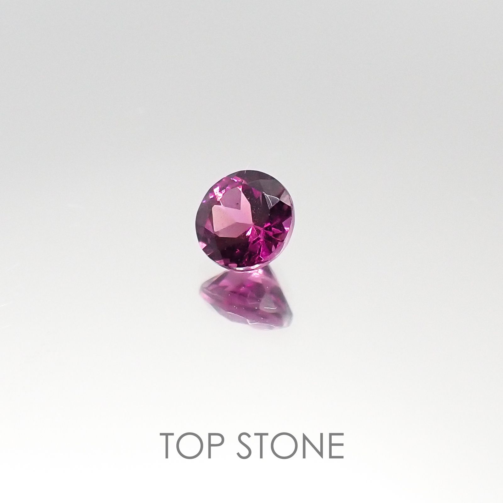 マラヤガーネット タンザニア産 ルース 0.4ct[20085128]4.1×4.1mm前後