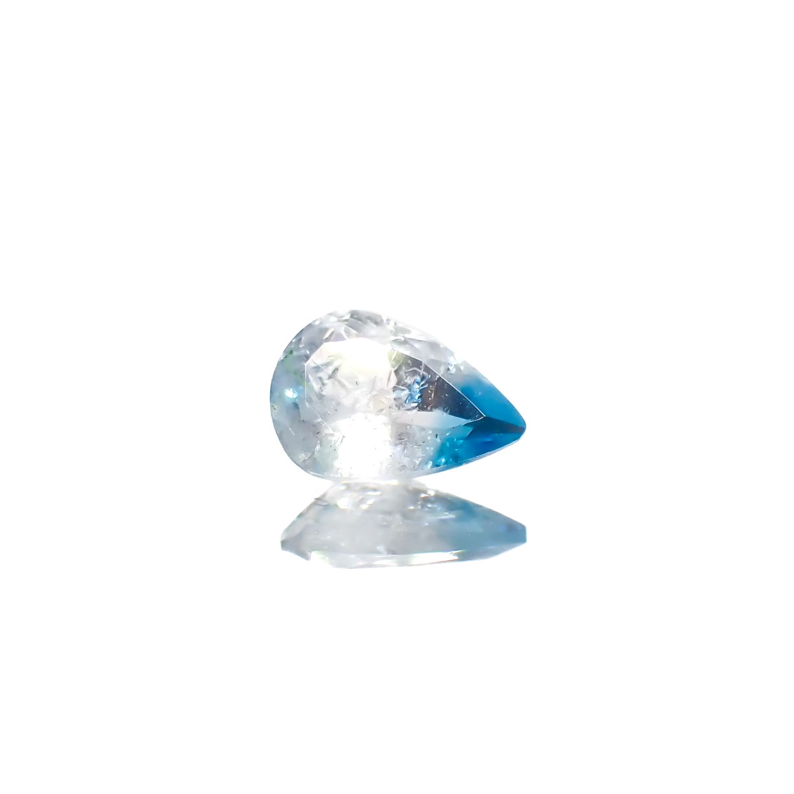 ユークレース(宝石名ユークレース)ジンバブエ産 0.23ct 識別済[241029230]5.3x3.6mm前後