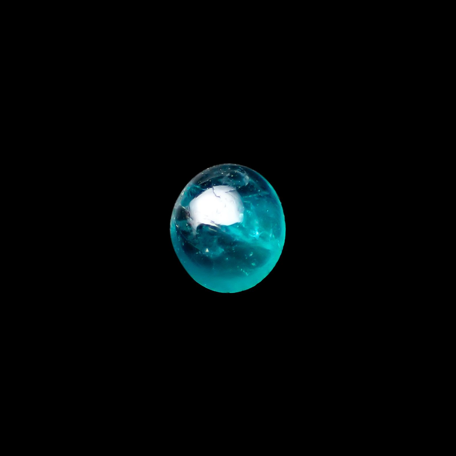 アウイナイト フルオレッセンス アフガニスタン産 0.17ct[240929043]4.2x3.6mm前後