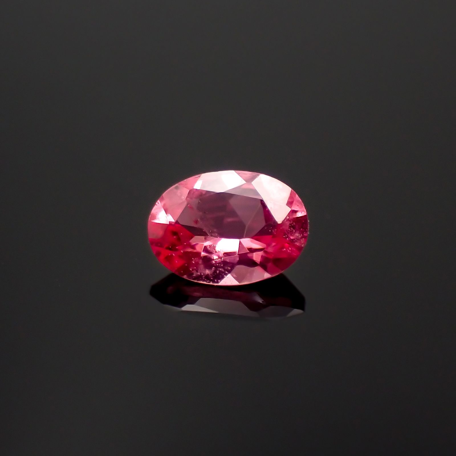 ピンクスピネル パパラチャカラー タンザニア産 0.17ct[230421856]4.1x3mm前後