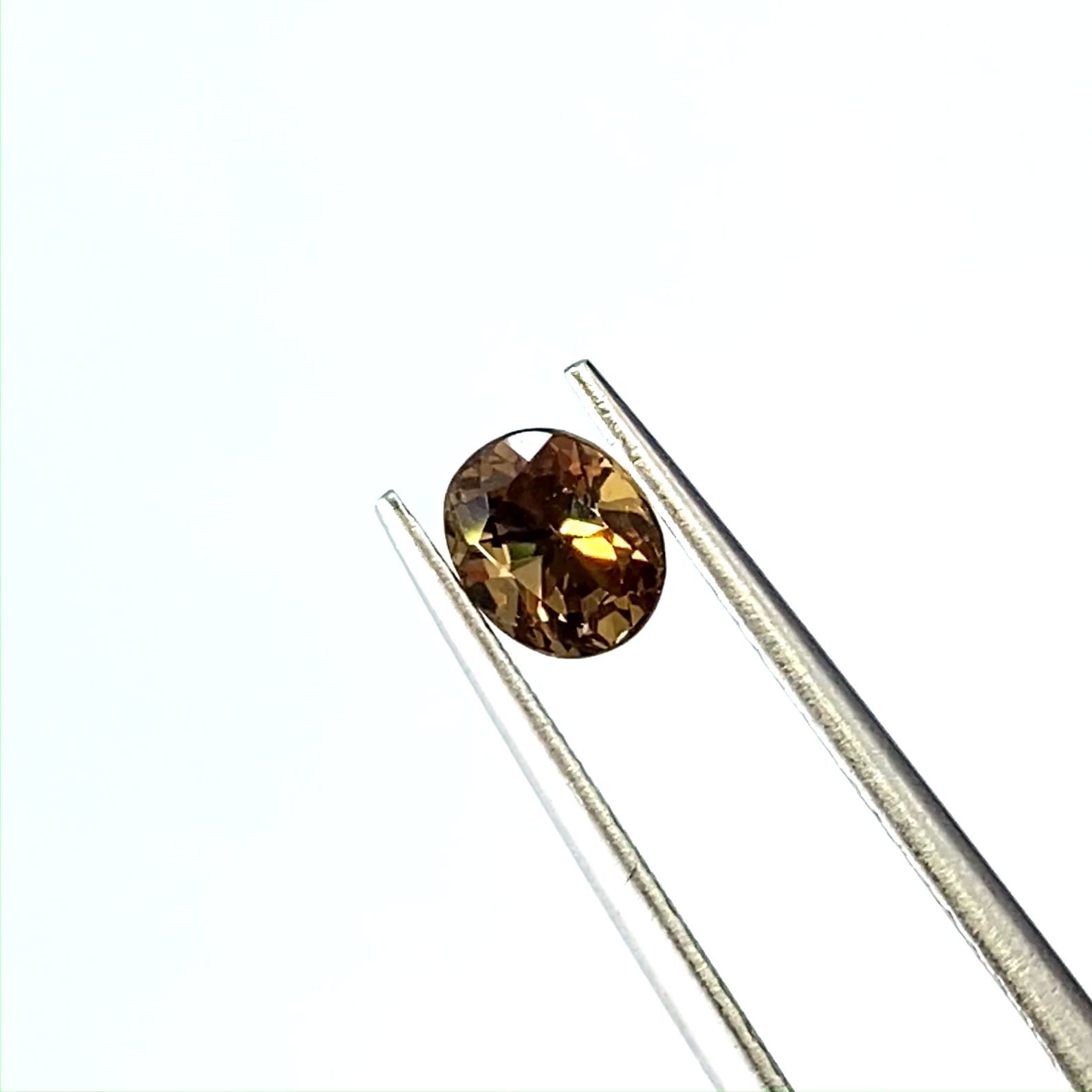 エンスタタイト(宝石名エンスタタイト) タンザニア産 0.72ct 識別済