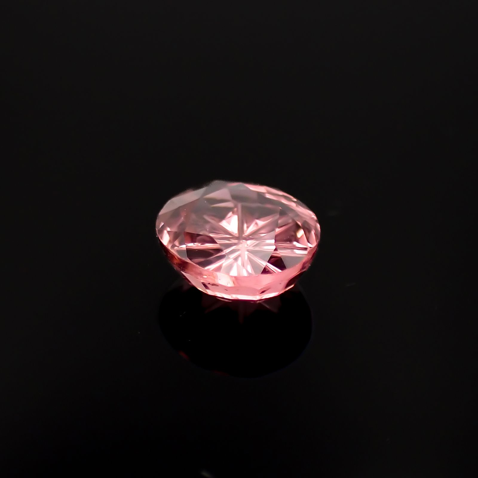 ◇甲州貴石切子Plus Three◇ピンクトルマリン カード付き(宝石名トルマリン)ルワンダ産 1.43ct 識別済[230321254]7.4x6.8mm前後