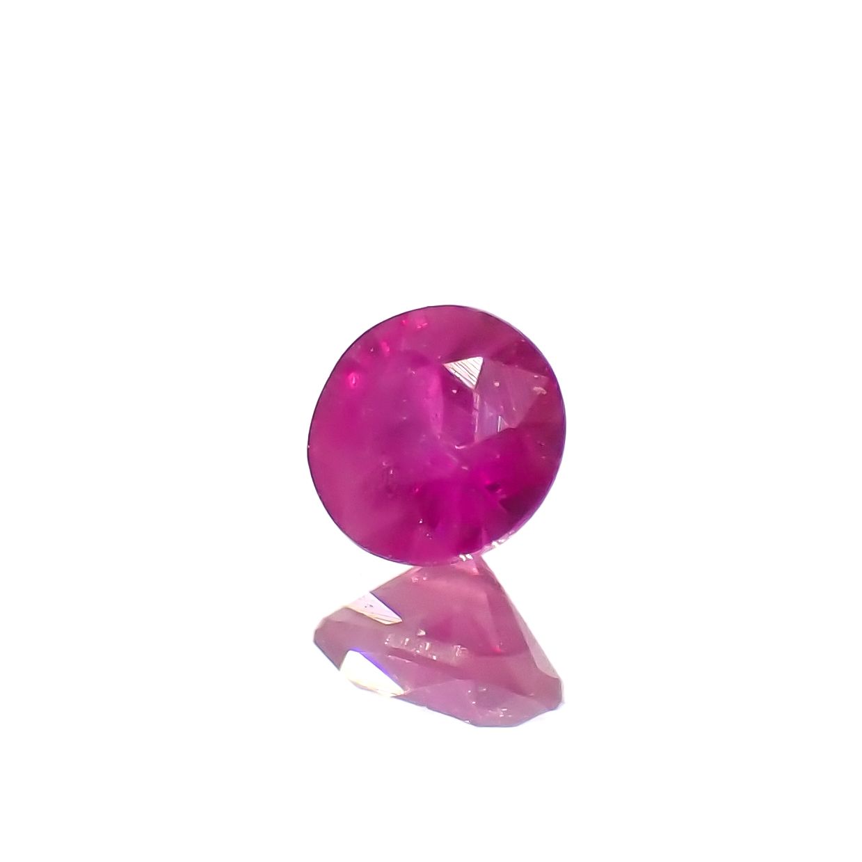 ルビー(宝石名ルビー)タイ/ミャンマー産 0.14ct 識別済[230321302]2.9x2.8mm前後
