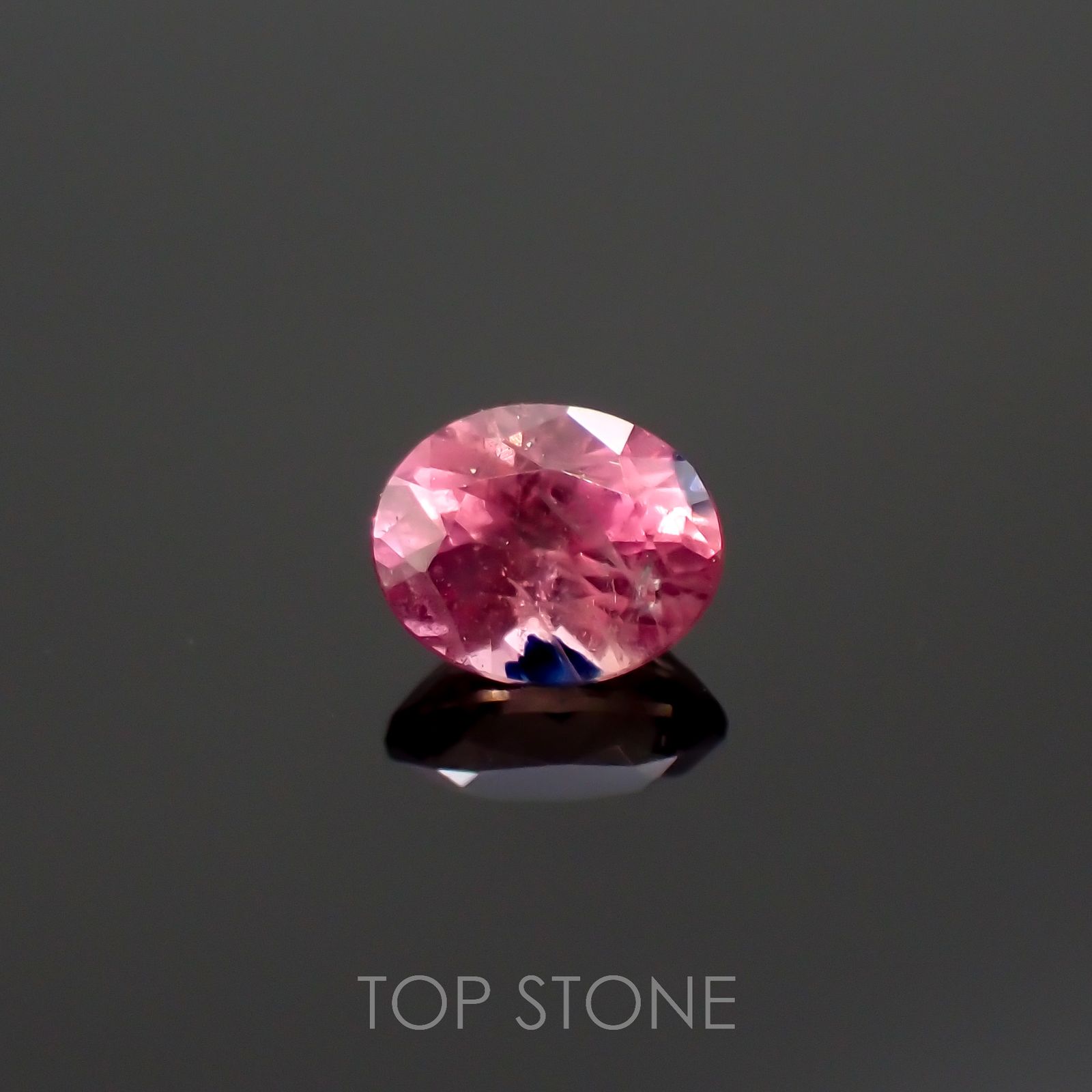 ウィンザーサファイア(宝石名サファイア)タンザニア・ウィンザー産 0.28ct 識別済[220616155]4x3.2mm前後