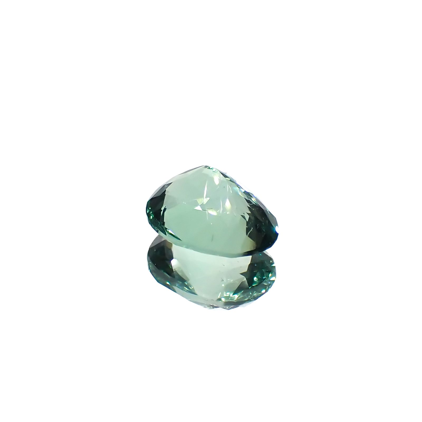 フローライト フルオレッセンス イギリス・ダイアナマリア鉱山産 1.70ct[240527702]8.5x6.6mm前後