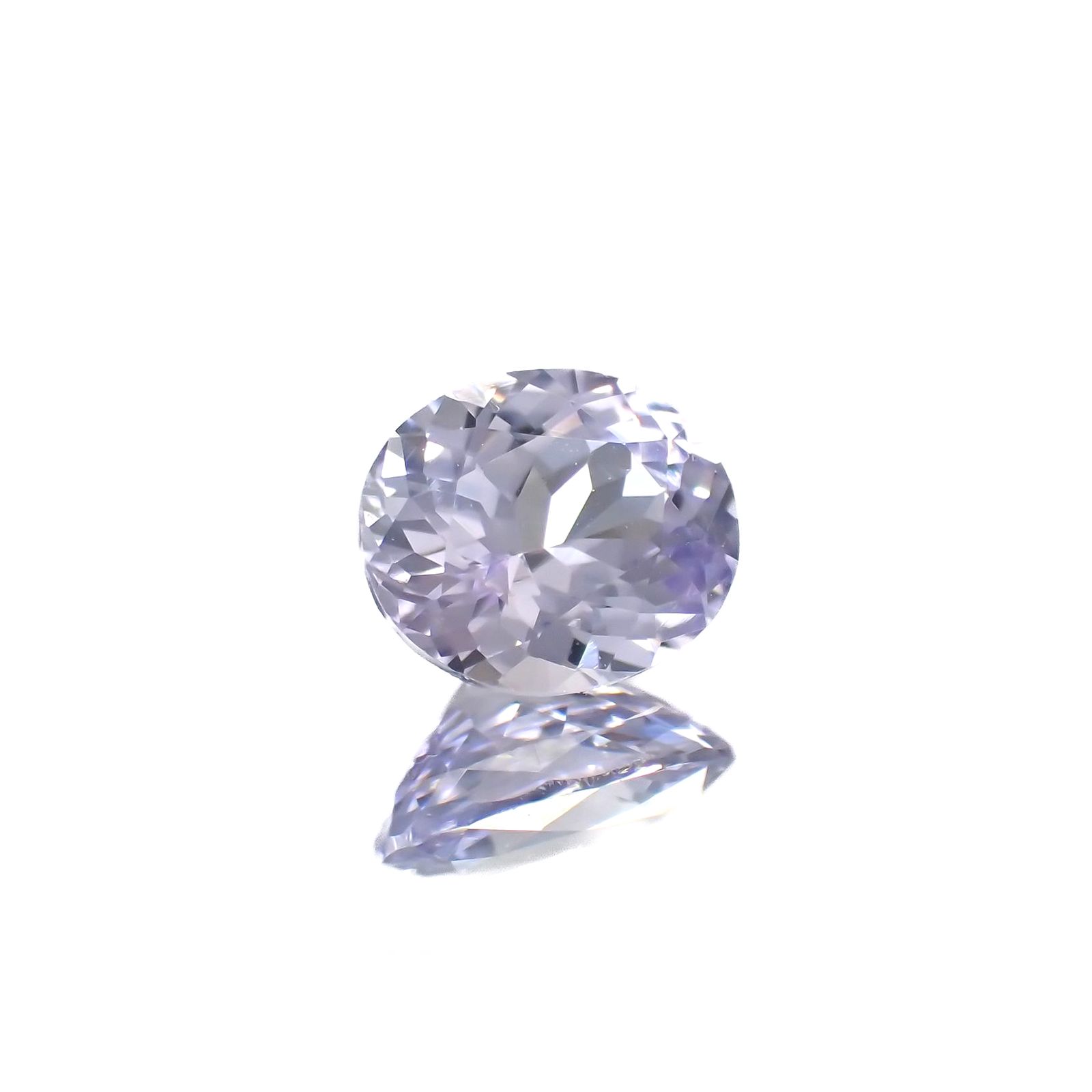 ラベンダーサファイア(宝石名サファイア)スリランカ/マダガスカル産 0.58ct 識別済[250817483]5.5x4.7mm前後