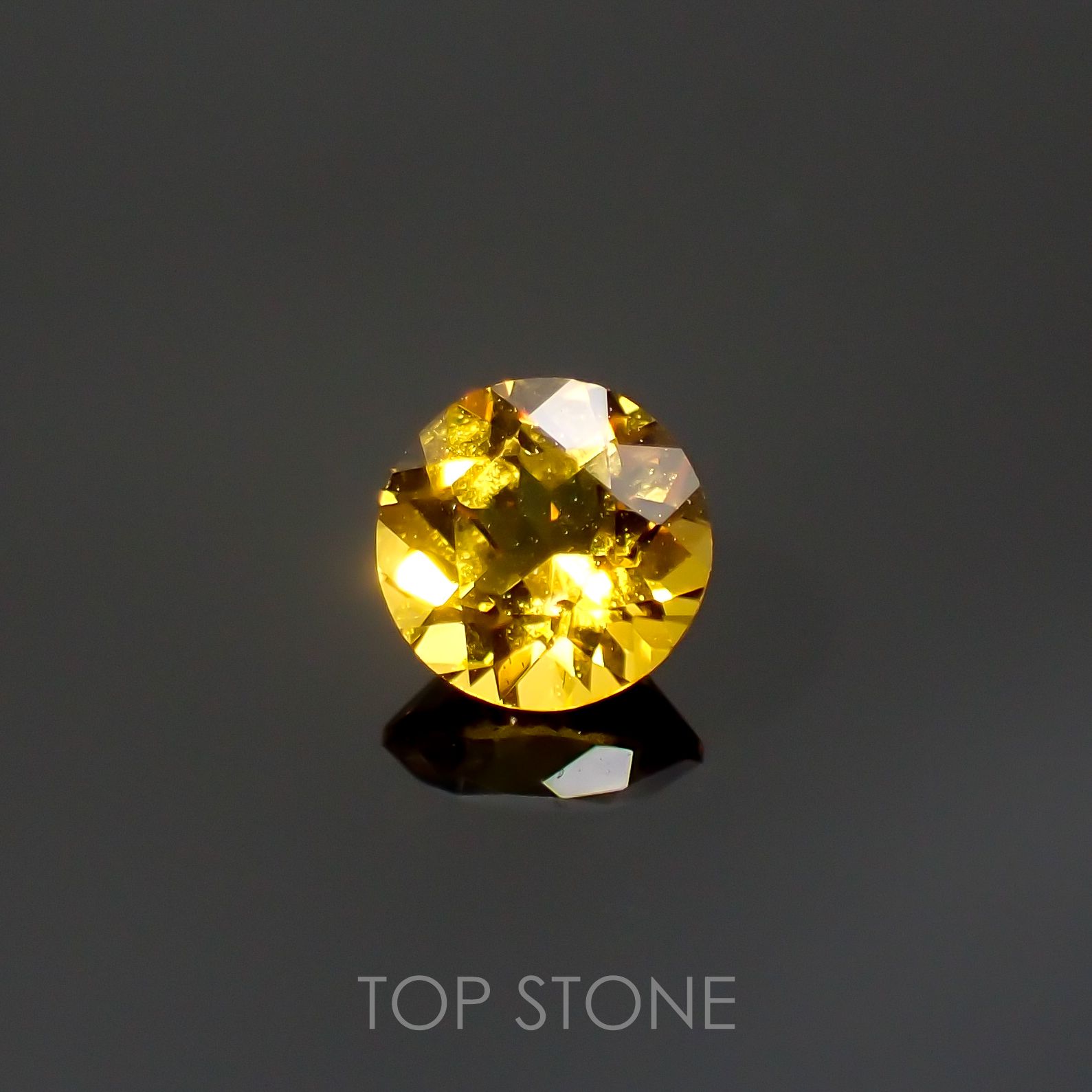 ゴールデンベリル(宝石名ゴールデン・ベリル)ブラジル産 0.43ct 識別済[220115421]5x5mm前後
