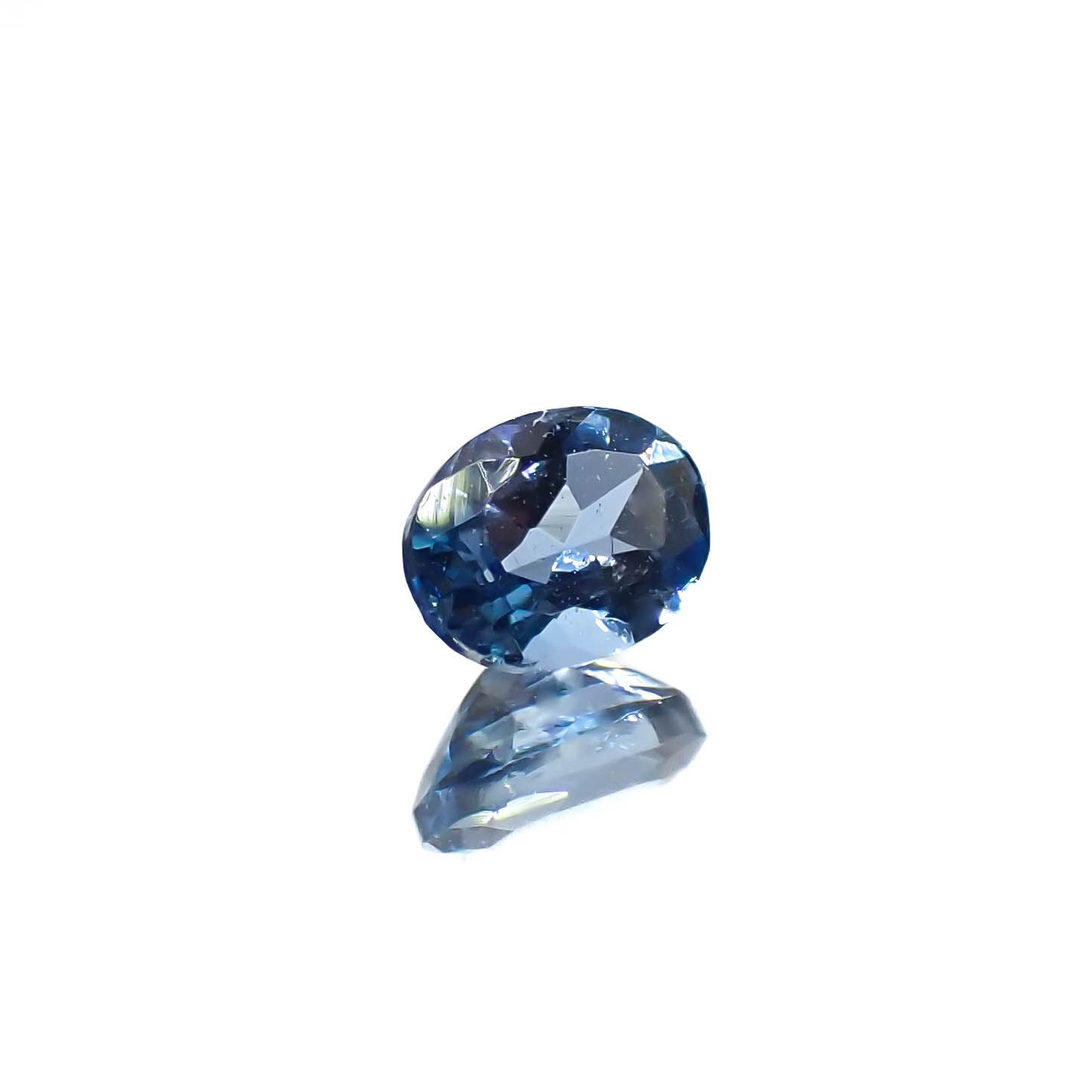 サンタマリアアクアマリン ブラジル産 0.17ct[240225994]4x3mm前後