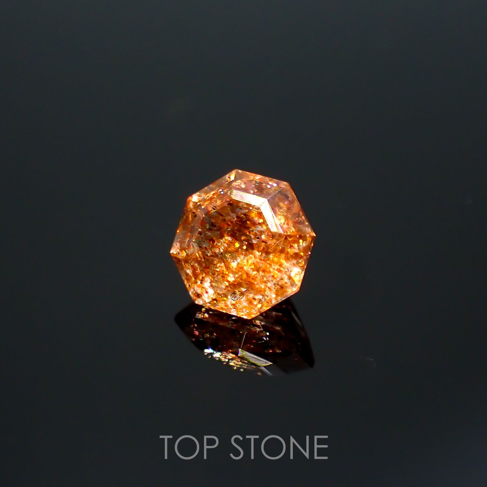 ◇オクタゴンカット◇イリュージョンサンストーン インド産 0.55ct[220115496]5.1x4.9mm前後