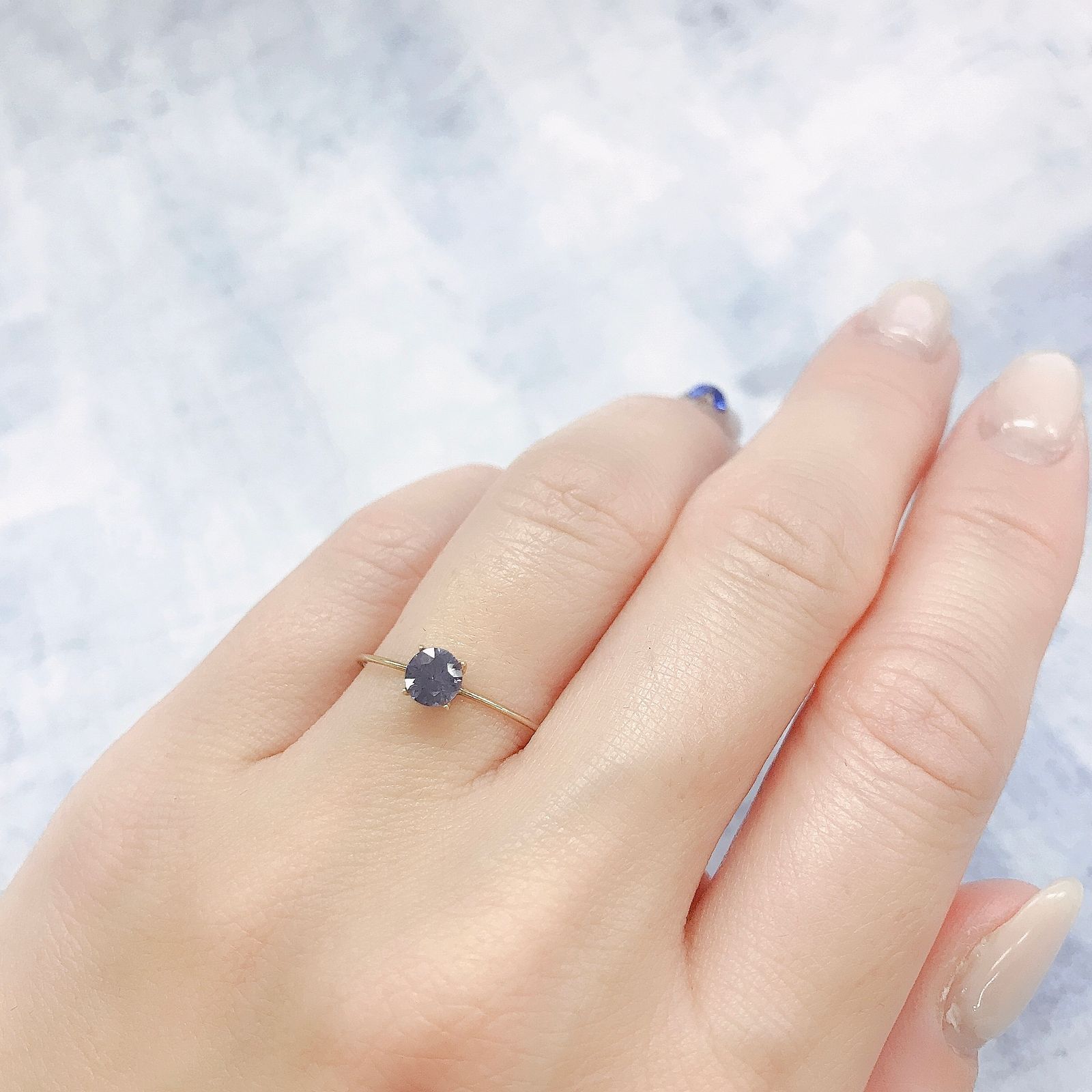 グレイッシュブルースピネル(宝石名スピネル)ビルマ/マダガスカル産 0.35ct 識別済[220516055]4.5x4.4mm前後