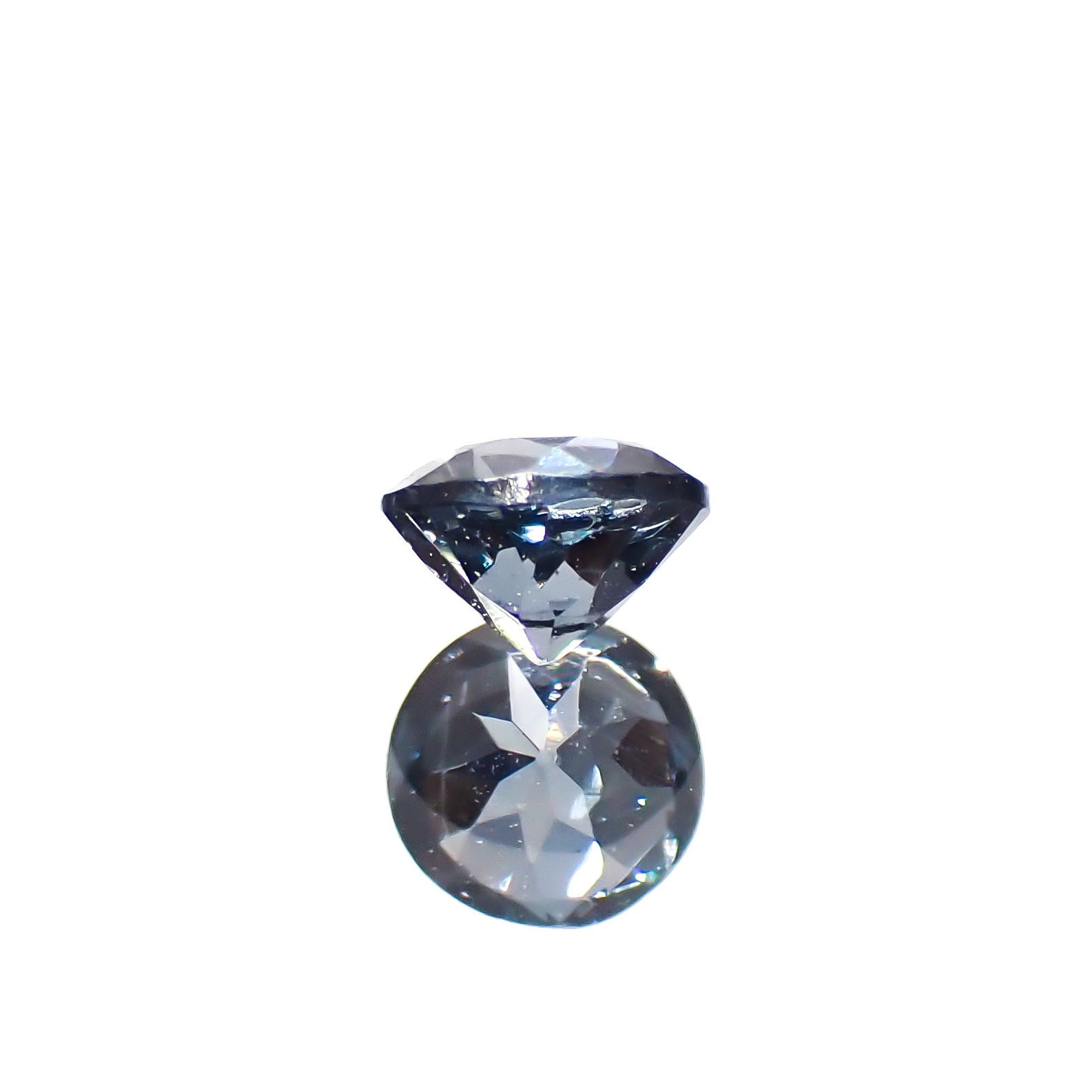 ベキリーブルーガーネット（カラーチェンジガーネット アレキタイプ） マダガスカル・ベキリー産 0.21ct[240628274]3.5x3.5mm前後