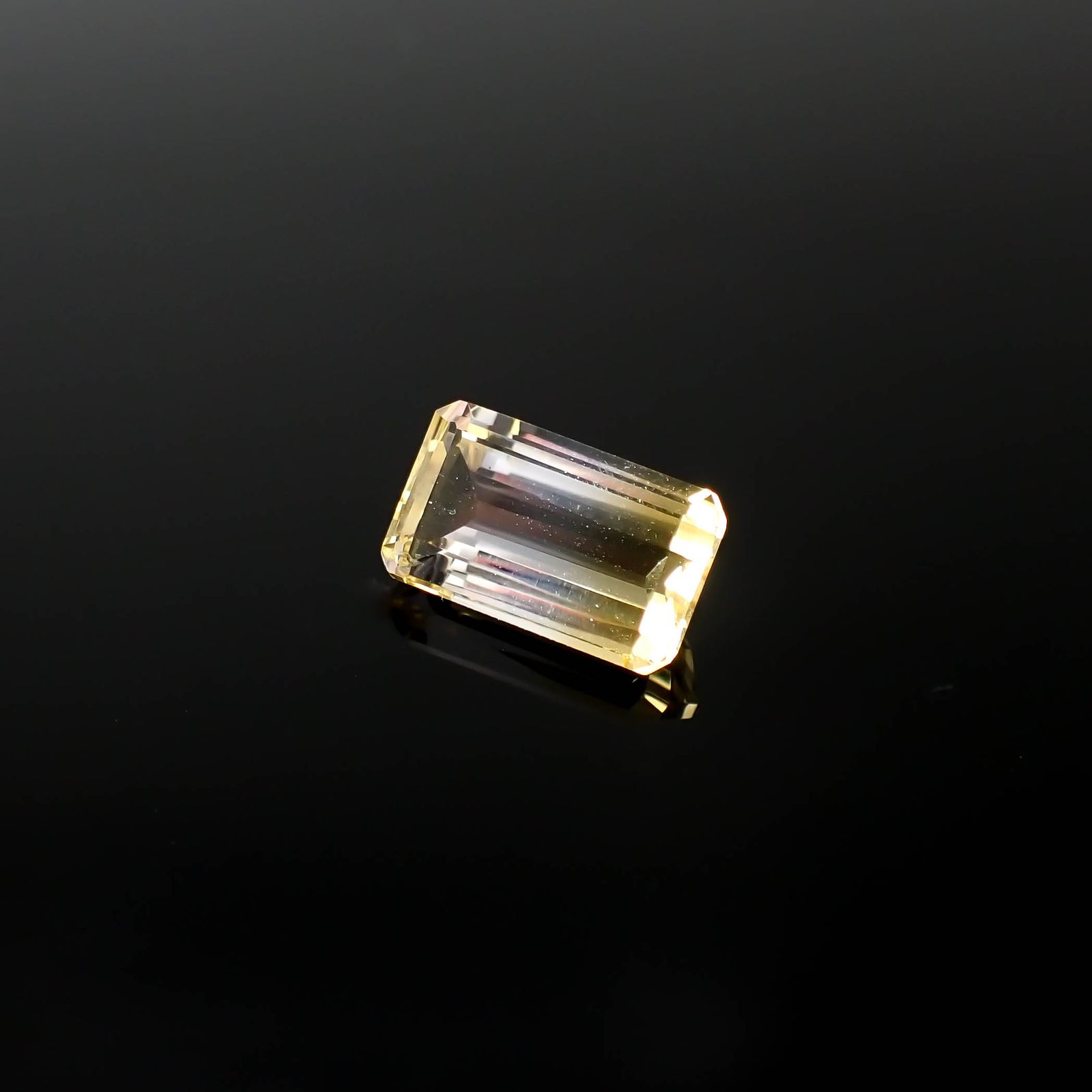バイカラーシトリン ブラジル・ミナスジェライス州産 5.68ct[240326458]13.9x8.2mm前後