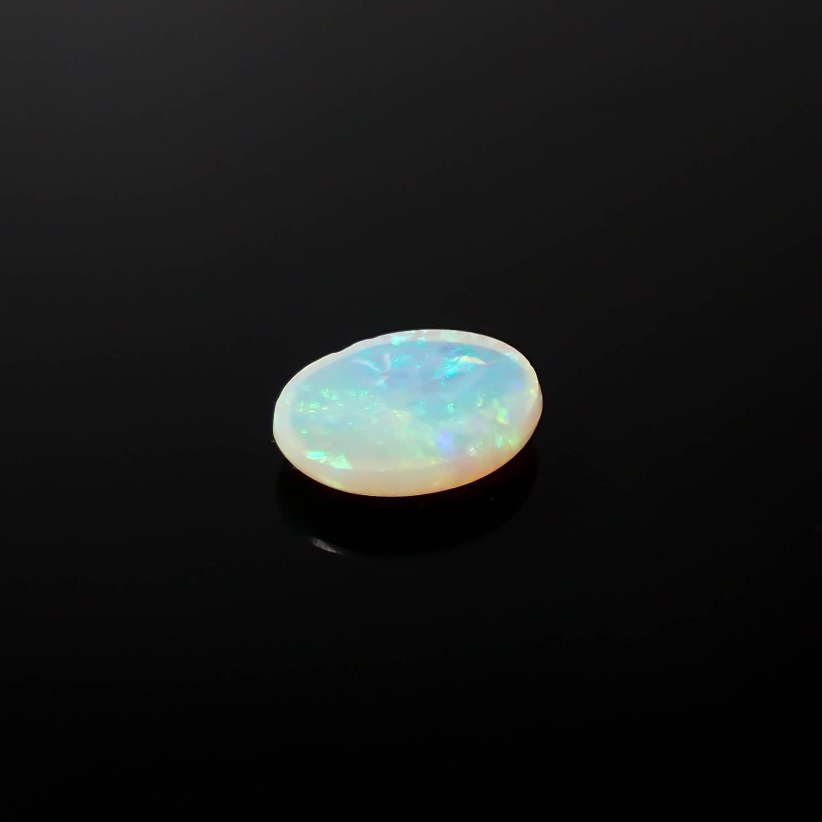 オパール オーストラリア産 0.62ct[240125292]8x6.1mm前後