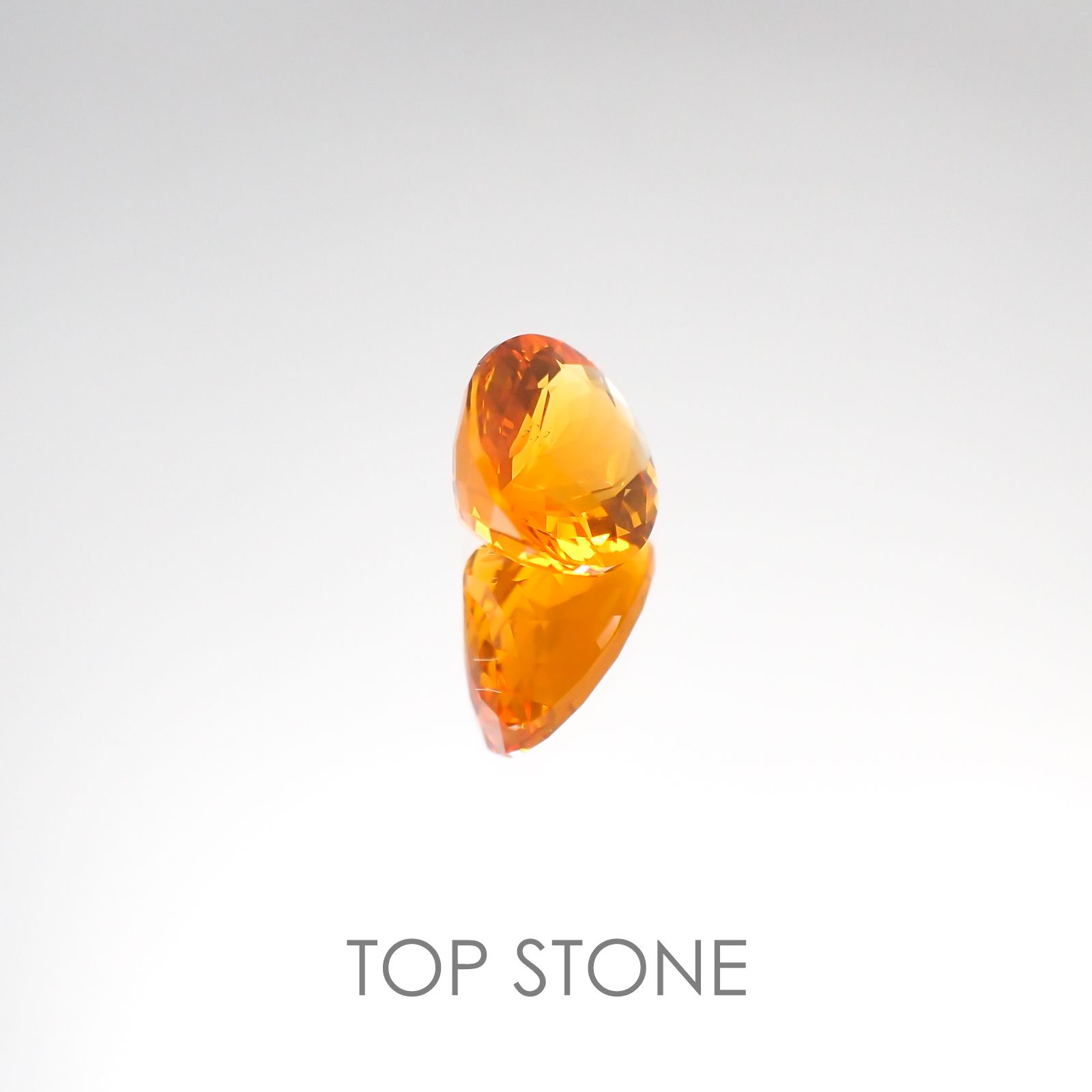 ファイヤーオパール(宝石名ファイヤー・オパール) メキシコ産 1.38ct 識別済[20117523]9.1×7.5mm前後