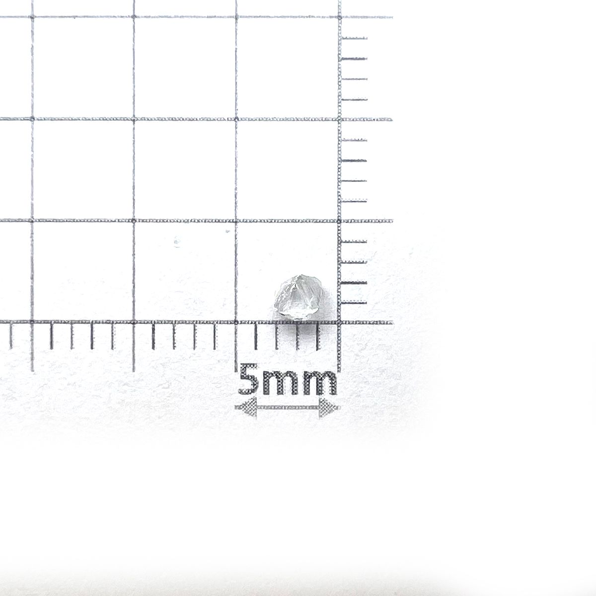 ソーヤブルダイヤモンド 原石(成長丘あり/Growth Hillock) 0.091ct[230923443]2.8x2.4mm前後
