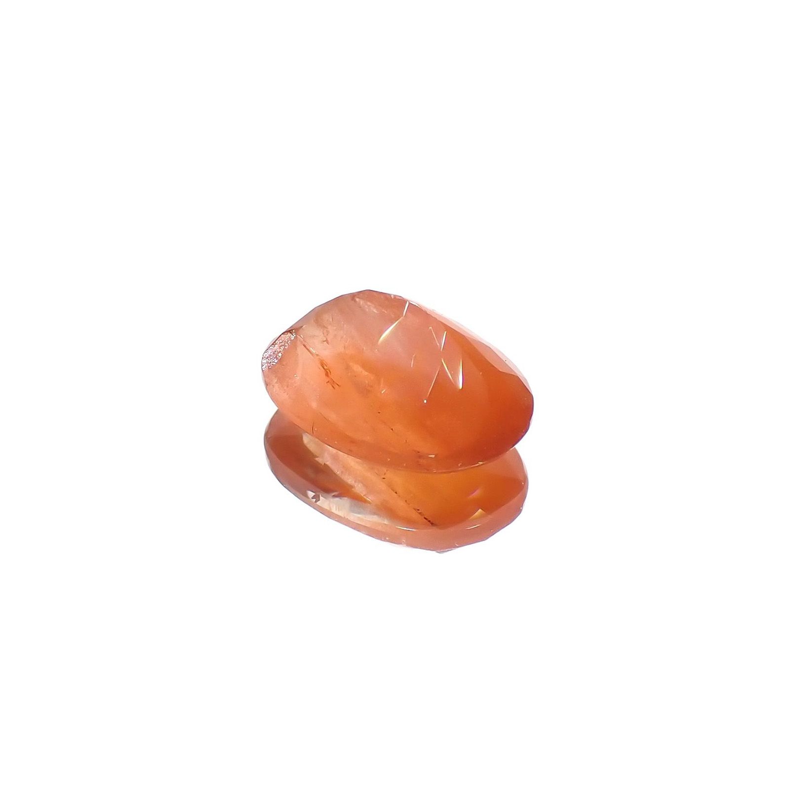 サンストーンスキャポライト(宝石名シーン・スキャポライト)タンザニア産 識別済 2.04ct / 10.1x7.5mm前後 [260819276]