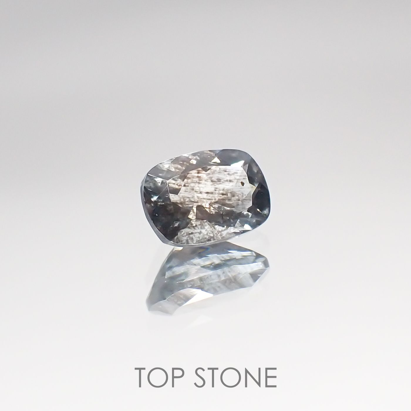 アベンチュリンアクアマリン ブラジル産 ルース 0.82ct[210611293]7×5mm前後