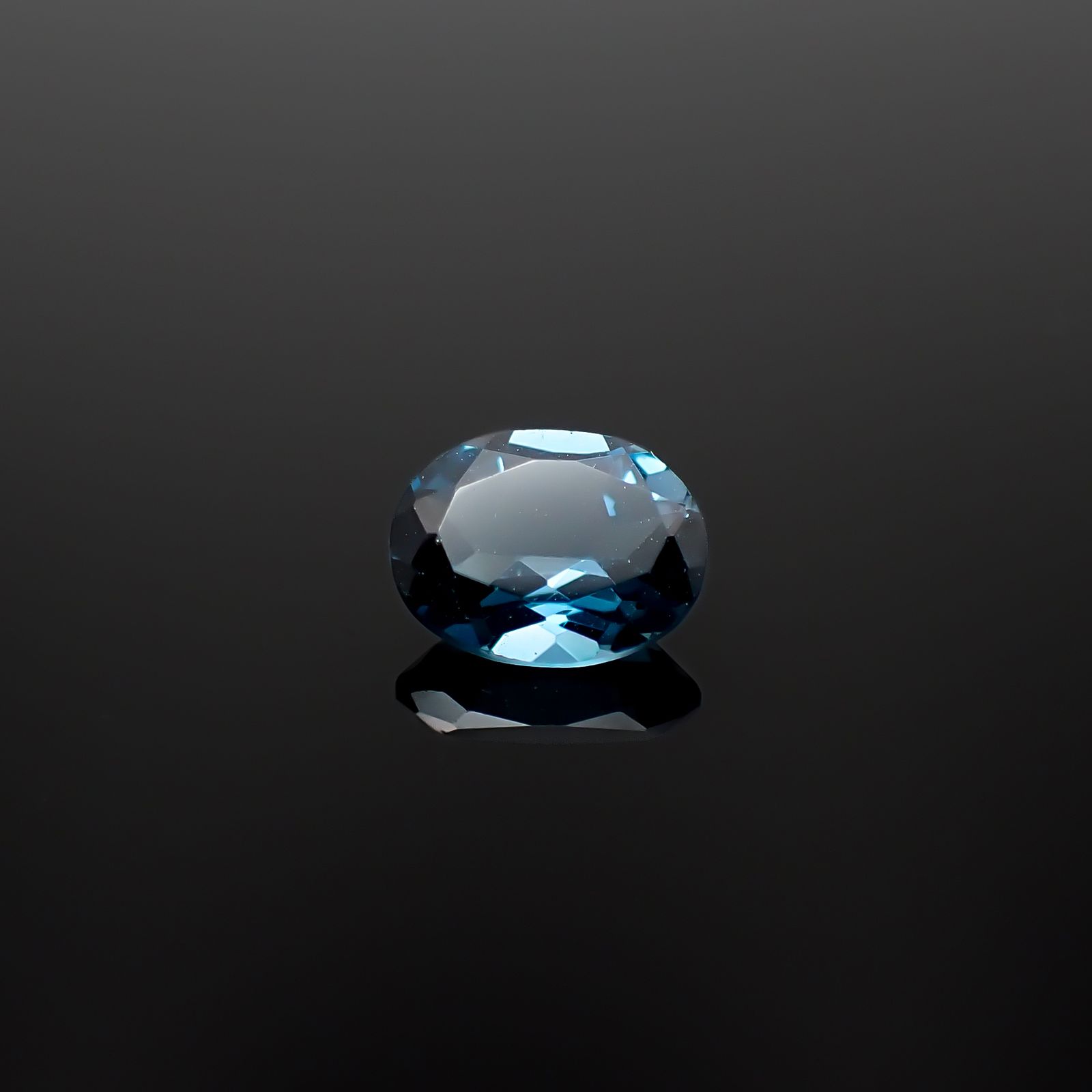 ロンドンブルートパーズ ブラジル産 1.38ct[240326790]7.7x6mm前後