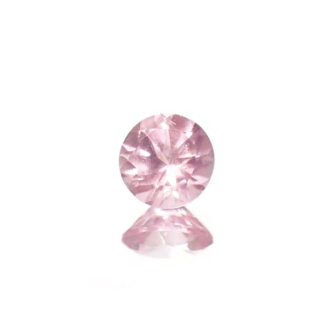 シルキーピンクスピネル タンザニア産 0.45ct / 4.5x4.5mm前後 [230421582]