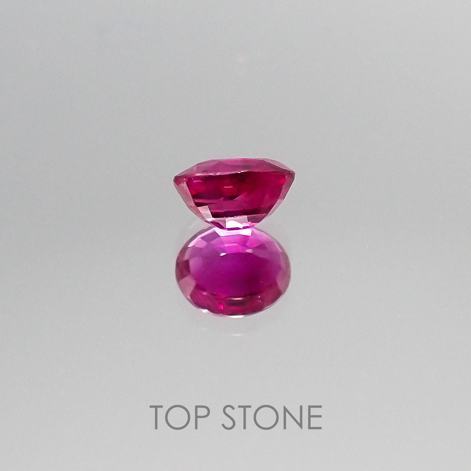 ルビー ビルマ産 ルース 0.66ct[20052361]5.4×4.4mm前後