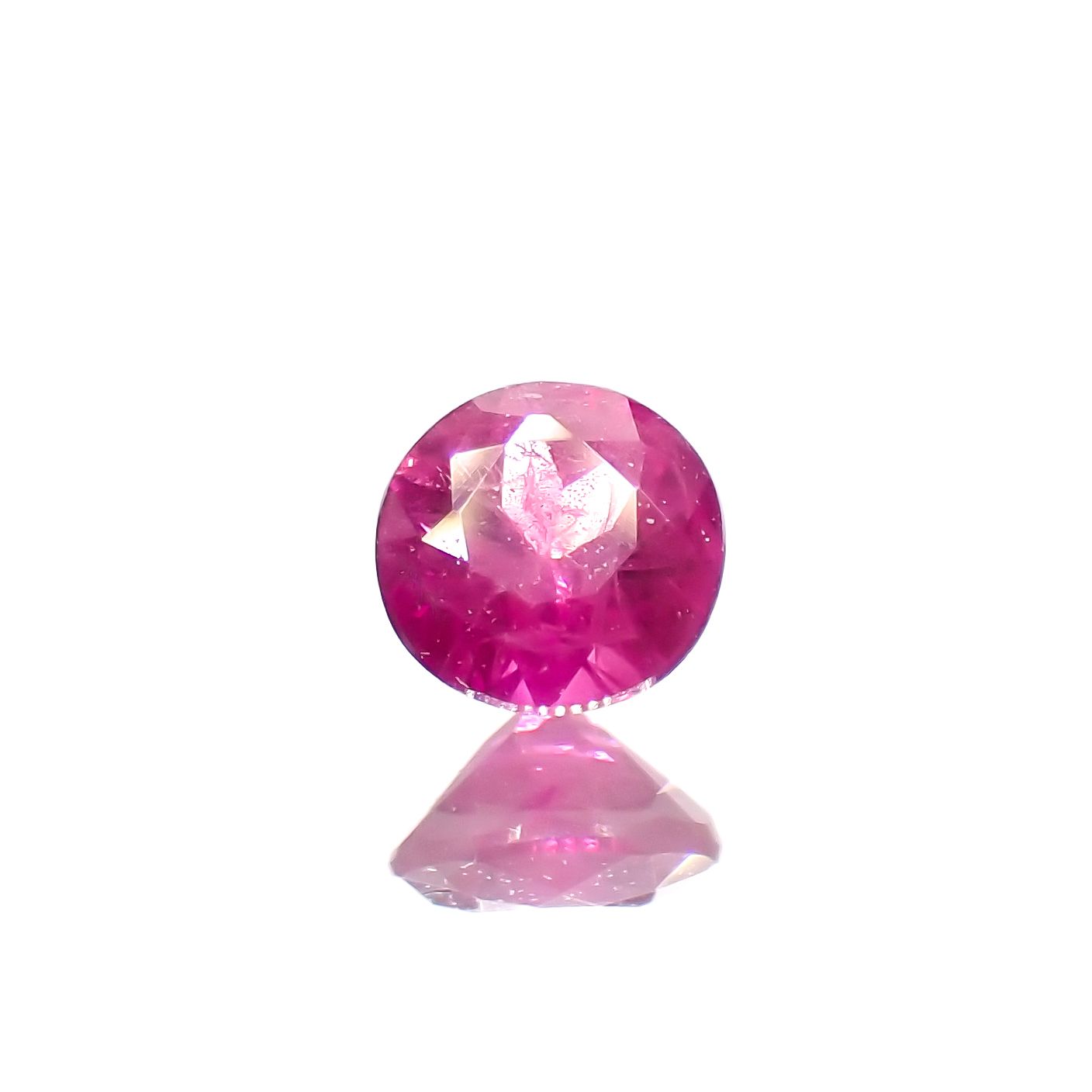 ルビー タイ/ミャンマー産 0.11ct[230321296]2.9x2.8mm前後
