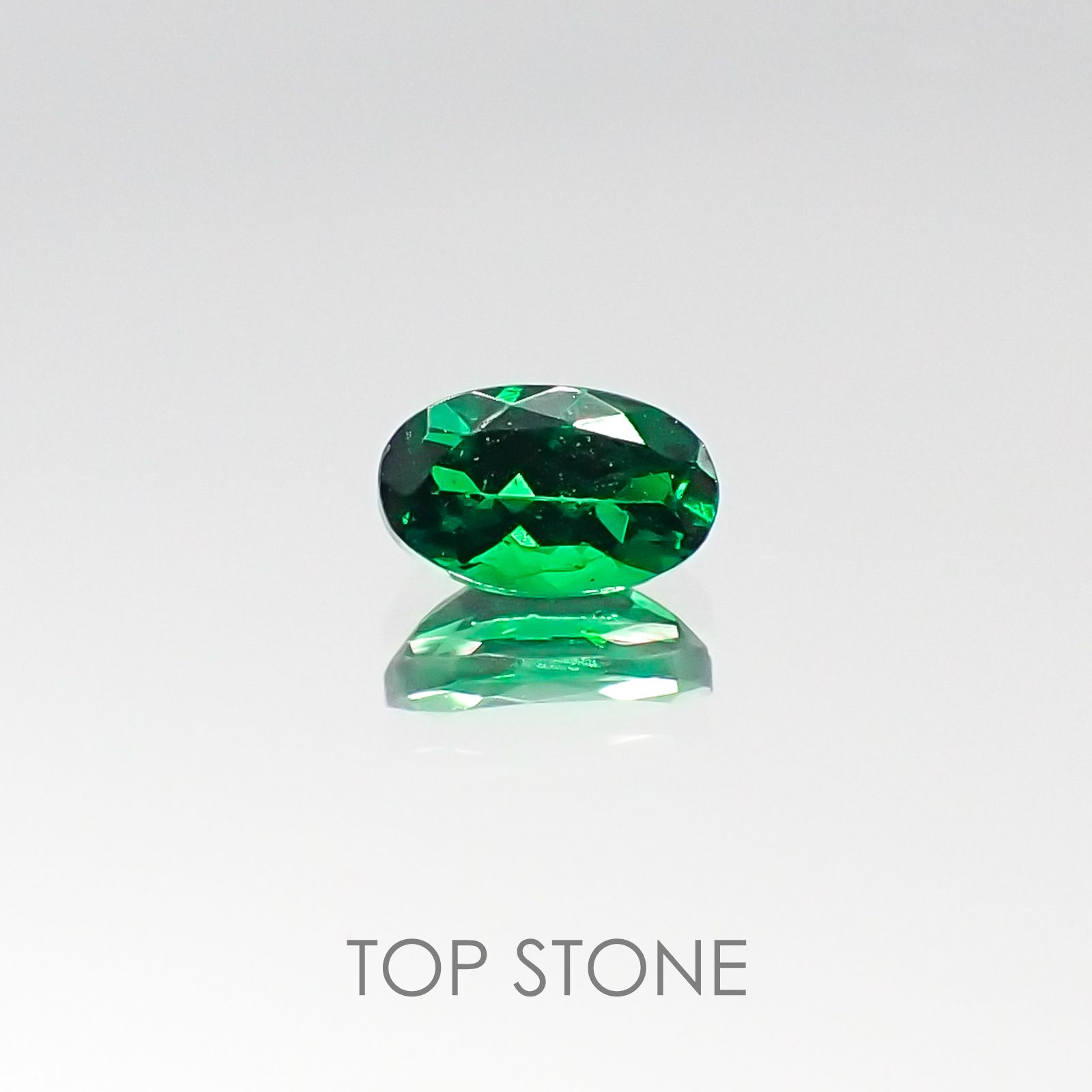 ツァボライト(宝石名グリーン グロッシュラー・ガーネット) タンザニア産 0.28ct 識別済[20095720]5.1×3.1mm前後