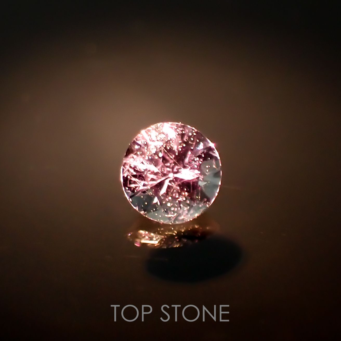 カラーチェンジガーネット アレキタイプ マダガスカル・ベキリー産 0.063ct[230119897]2.4x2.4mm前後