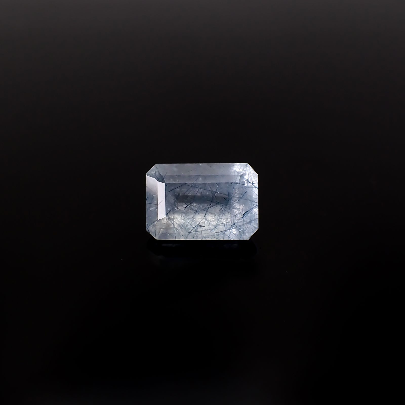 インディゴライトインクォーツ ブラジル産 7.10ct / 13.9x9.5mm前後 [260331831]