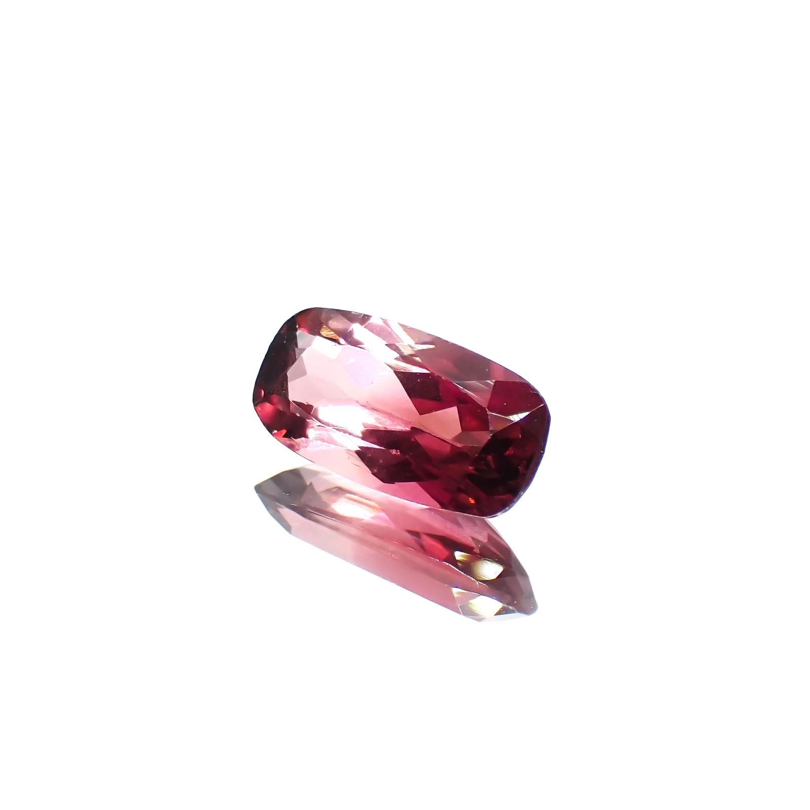 バイカラートルマリン(宝石名トルマリン)コンゴ産 1.99ct 識別済[250114991]11.2x5.8mm前後
