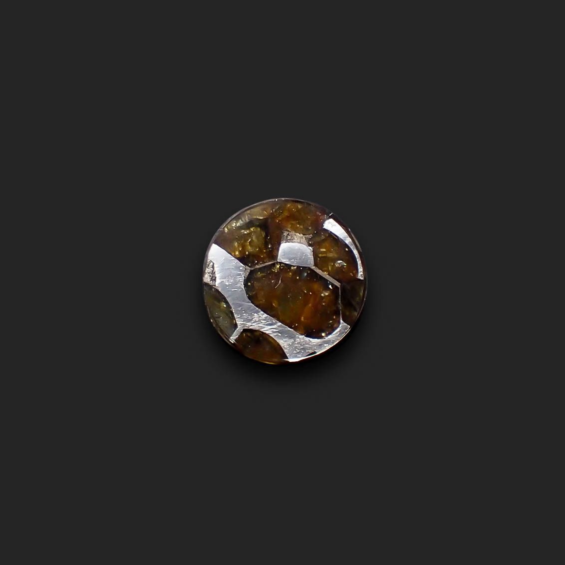 パラサイト隕石Sericho トリプレット 発見地:ケニア 3.97ct[240125718]12.1x12mm前後