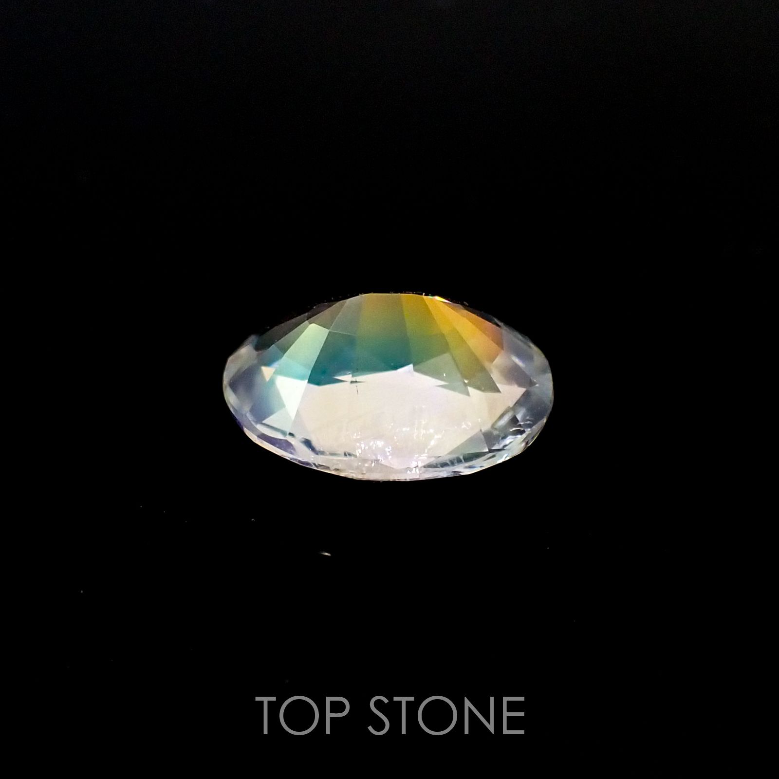 レインボームーンストーン(アンデシンラブラドライト) マダガスカル産 ルース 1.42ct[210410403]8.4×6.9mm前後