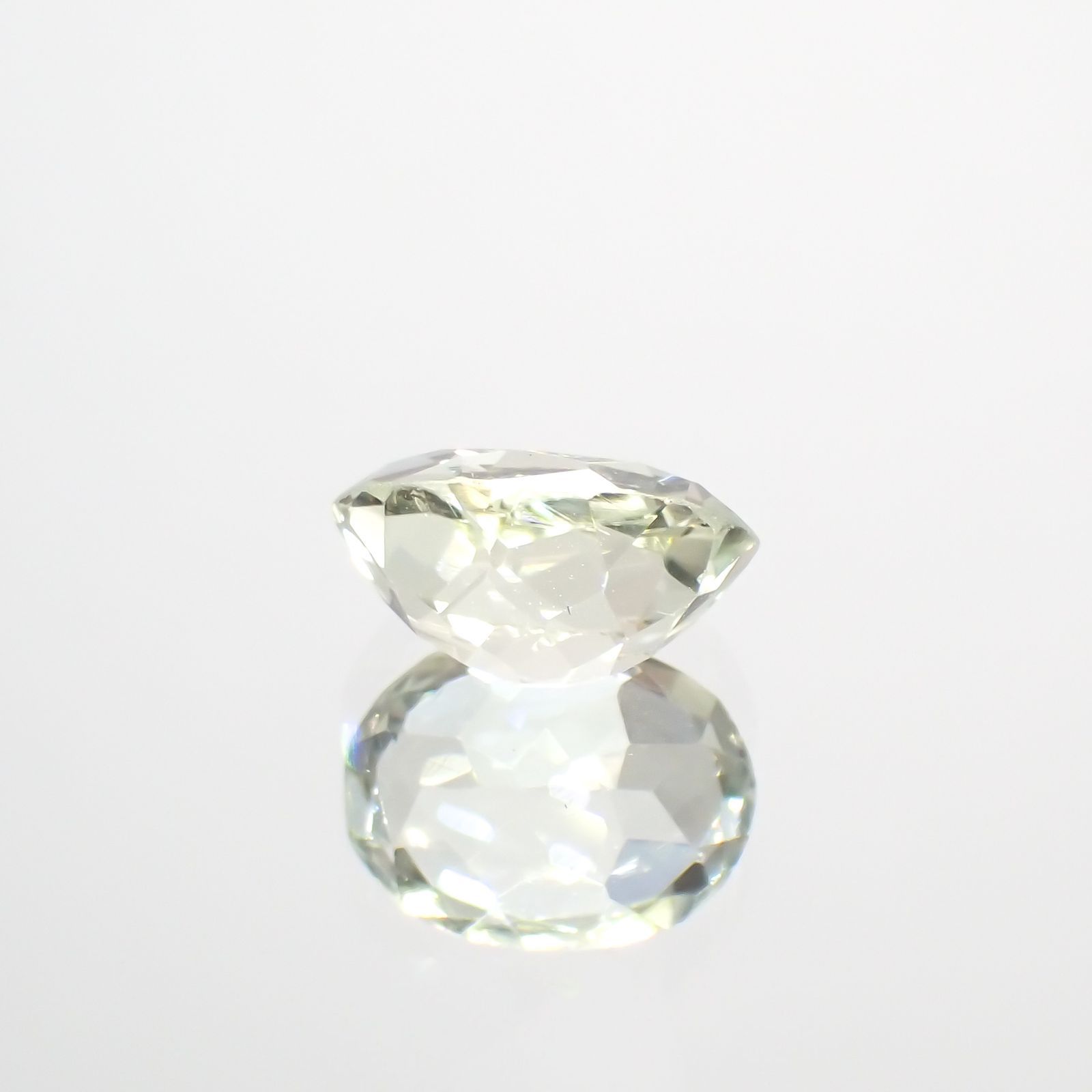 シリマナイト(宝石名シリマナイト)インド産 1.39ct 識別済[211113696]8x6.1mm前後