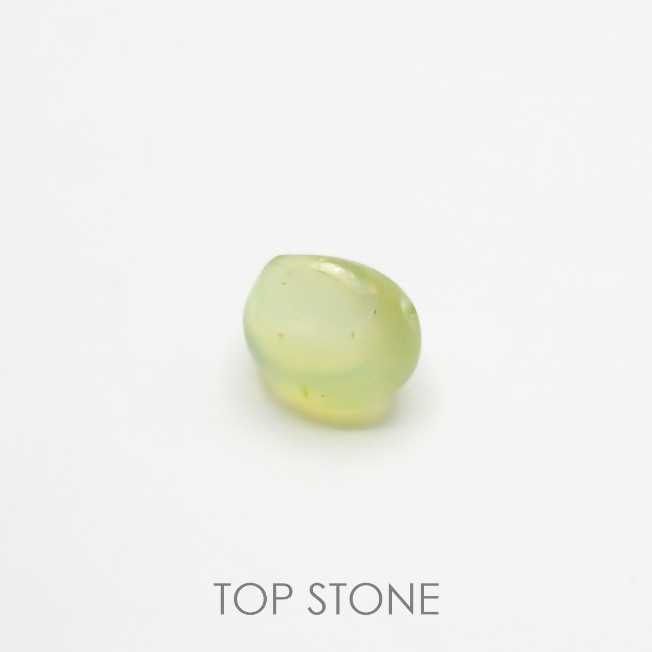 クリソベリルキャッツアイ(宝石名クリソベリル・キャッツアイ) スリランカ産 0.64ct 識別済[210711488]4.9×3.8mm前後