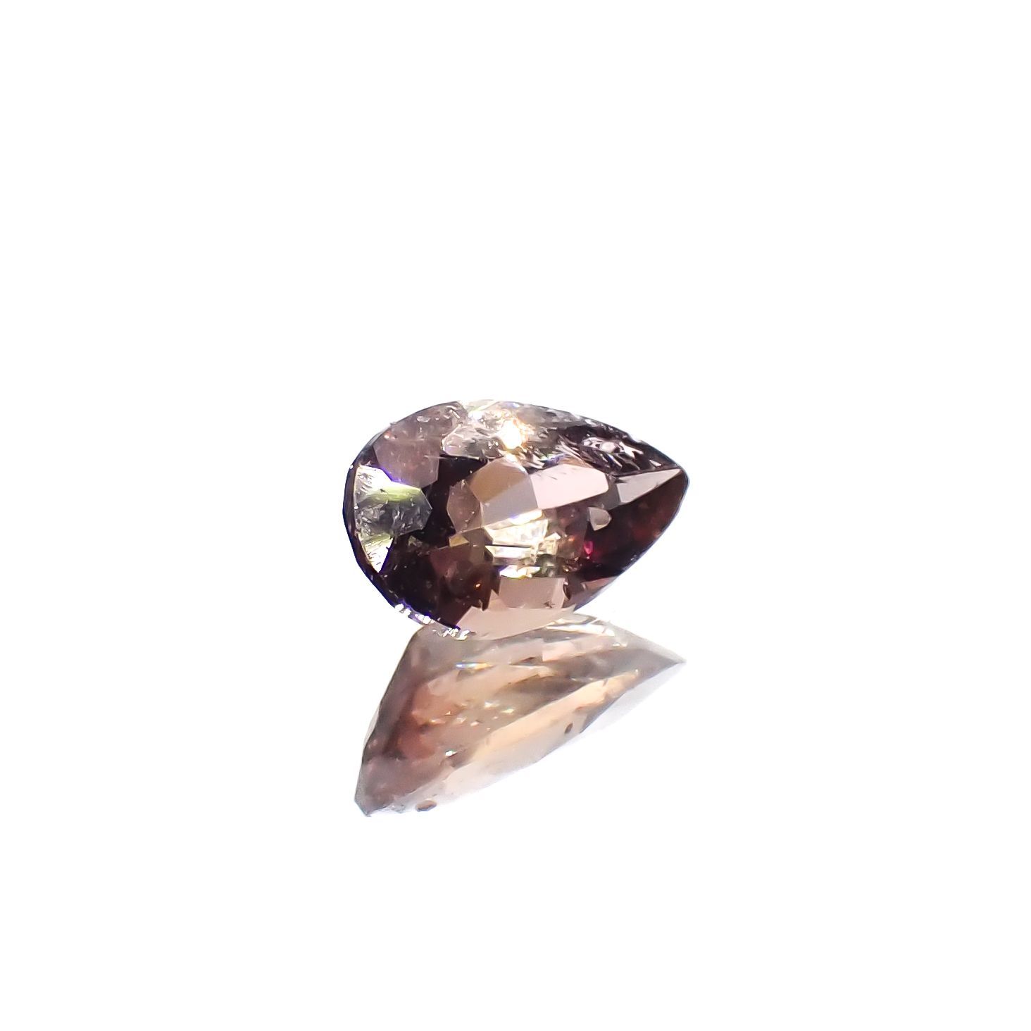 アキシナイト パキスタン産 0.36ct[240628365]5.7x3.6mm前後