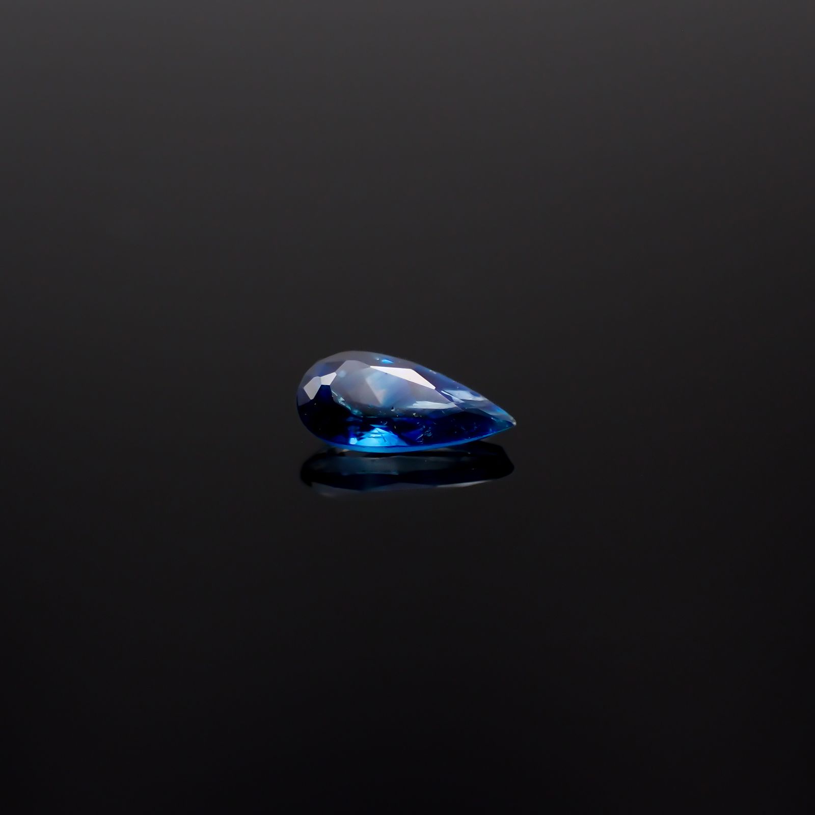 ユークレース ジンバブエ産 0.092ct[231224471]4.4x2.1mm前後