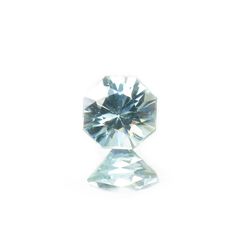 ◇オクタゴンカット◇アイスブルージルコン(宝石名ジルコン)カンボジア産 0.76ct 識別済[220717171]5x4.9mm前後