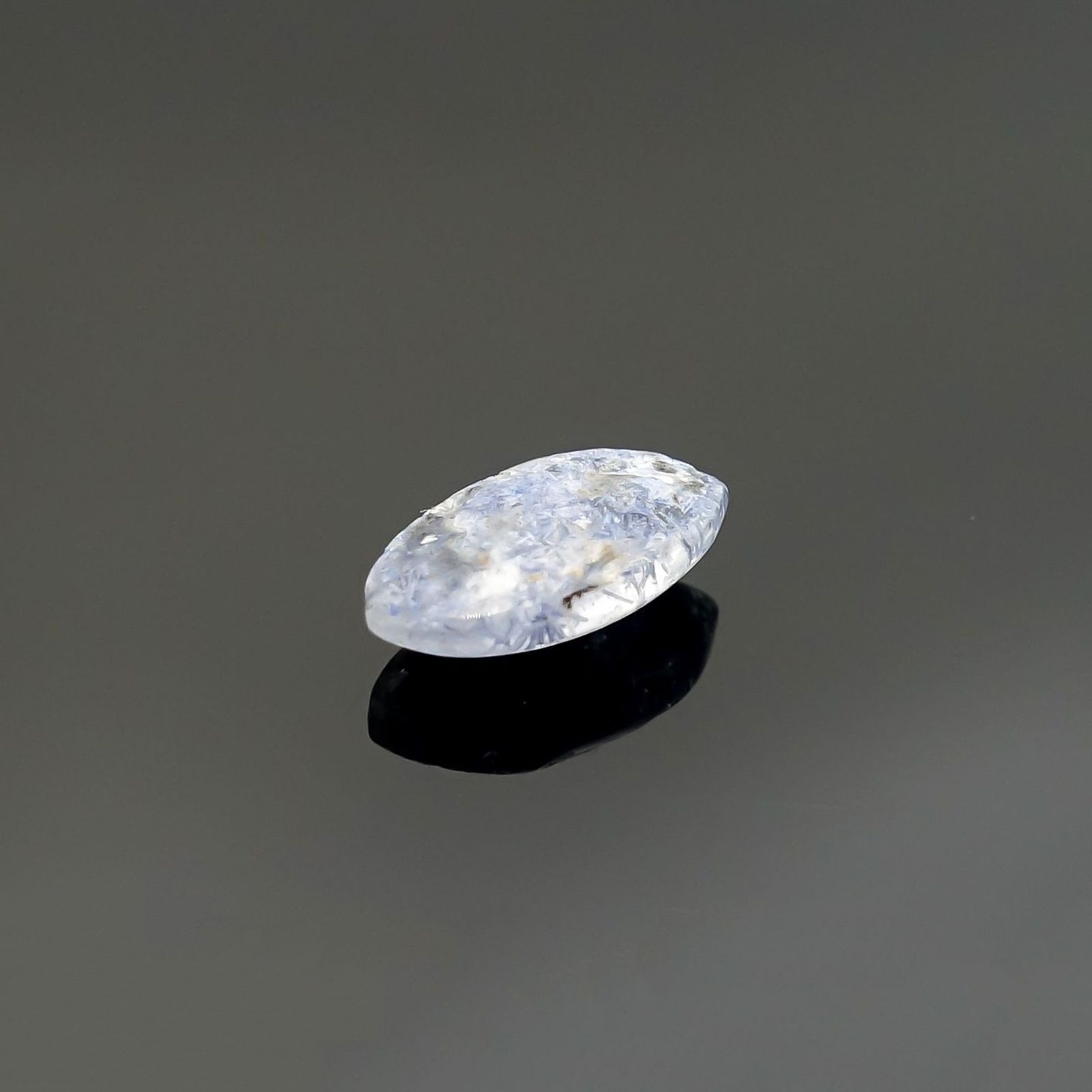 デュモルチェライトインクォーツ ブラジル産 1.53ct [220115284]11x5.7mm前後