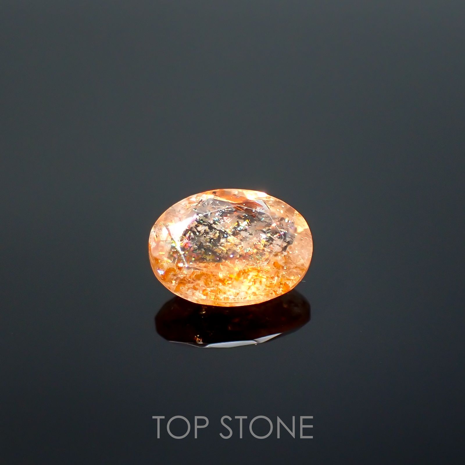イリュージョンサンストーン タンザニア産 ルース 1.18ct[210812295]8.1×6.2mm前後