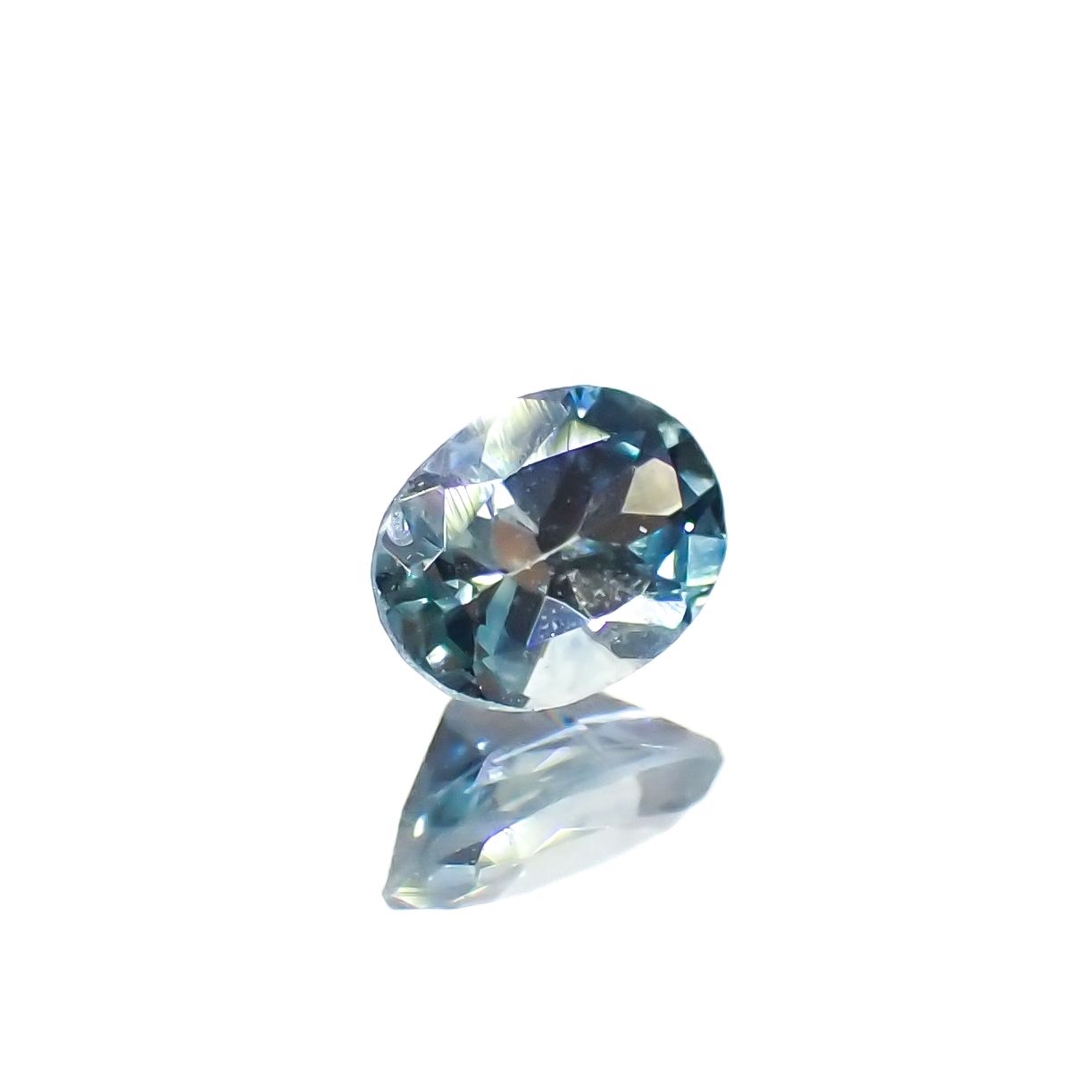 モンタナサファイア(宝石名サファイア)アメリカ・モンタナ州産 0.17ct 識別済[230321277]3.9x2.8mm前後