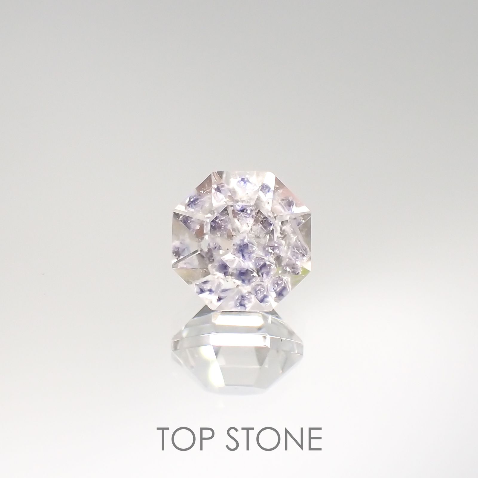 ◇オクタゴンカット◇フローライトインクォーツ マダガスカル産 2.67ct[220515711]8.4x8.3mm前後