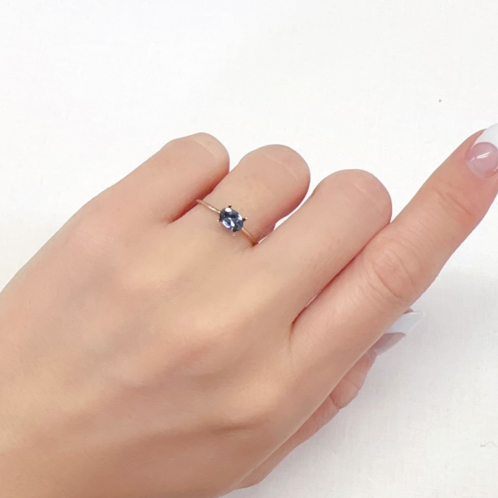 ブルーイッシュグレースピネル タンザニア産 0.48ct[231224887]5.9x4.1mm前後