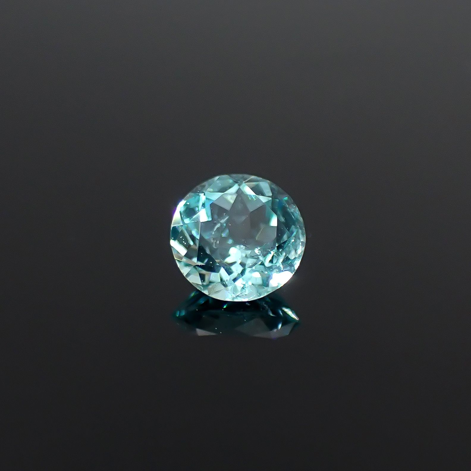 パライバトルマリン ブラジル産 0.35ct [250931076]4.7x4.7mm前後