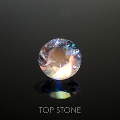 レインボームーンストーン(宝石名ラブラドライト)マダガスカル産 0.22ct 識別済[211113730]4x3.9mm前後