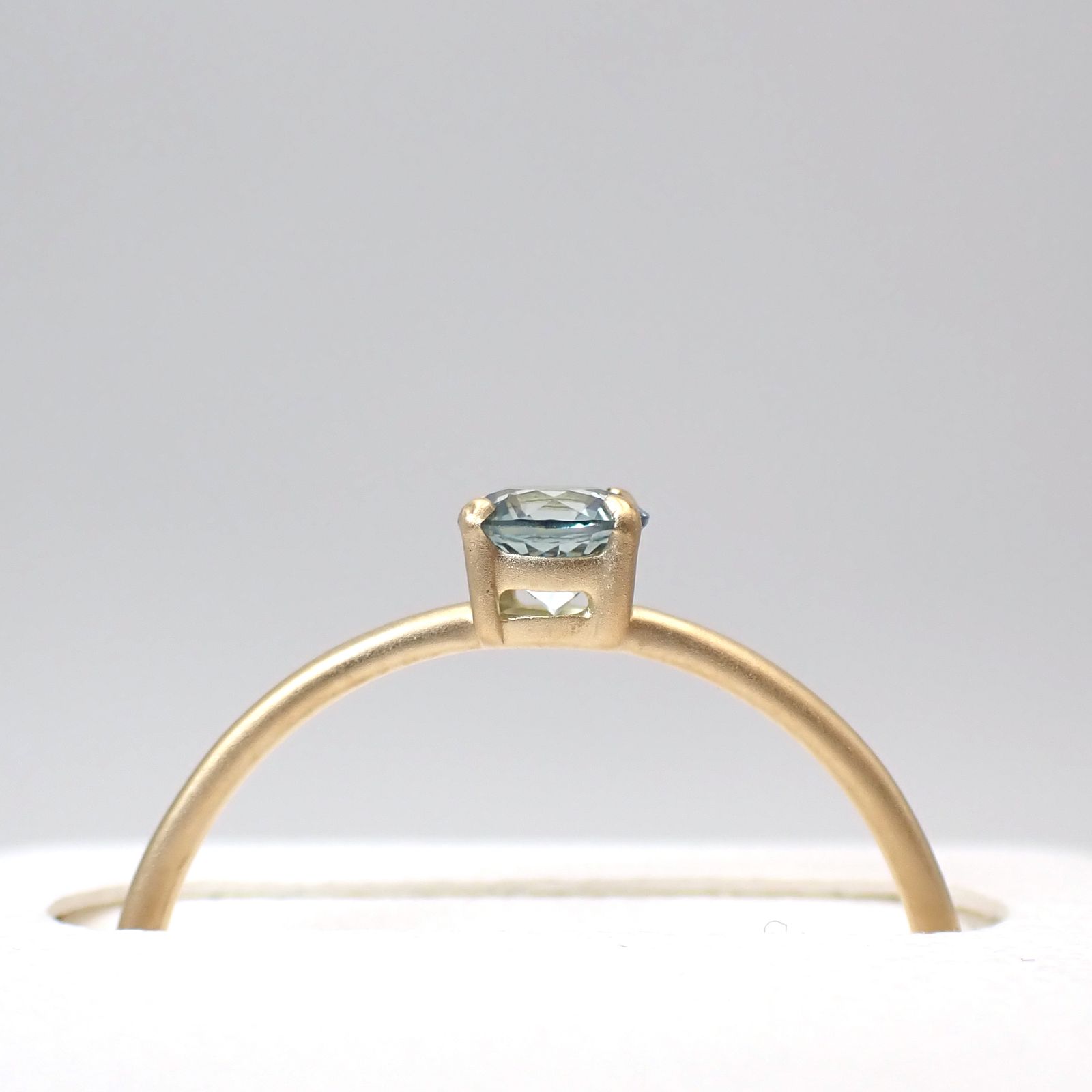 リング空枠：石留め▶サファイア（お客様製作例）